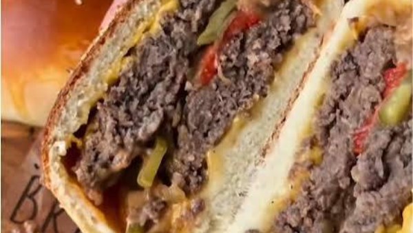 في المطبخ البيت.. طريقة عمل ساندوتشات برجر مخبوزة