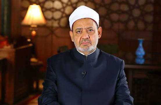 الأزهر يُدين محاولة استهداف مكة المكرمة: أمن الحرمين قضية تمس عقيدة الأمة الإسلامية