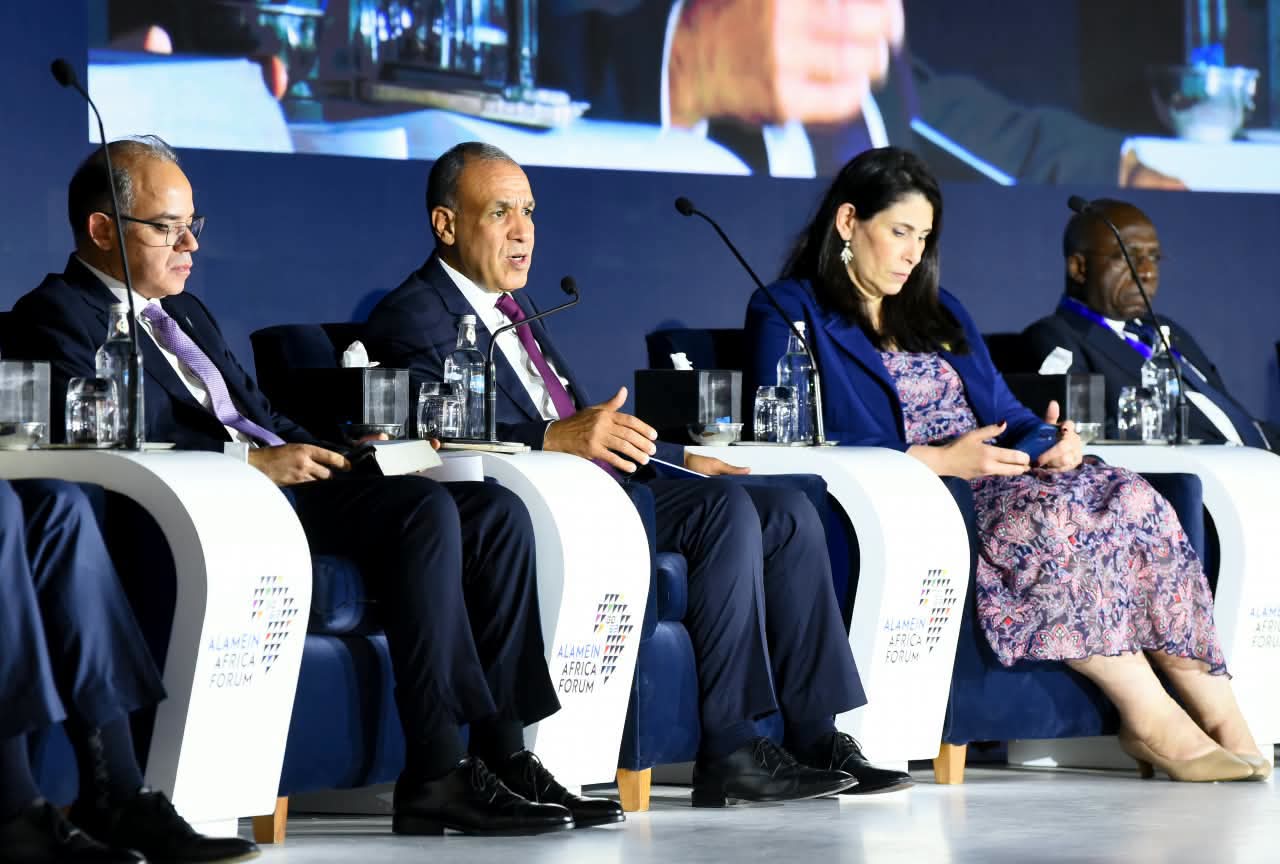 وزير الخارجية يشارك في جلسة نقاشية رفيعة المستوى حول دور الدبلوماسية الاقتصادية في تعزيز التجارة والاستثمار في أفريقيا