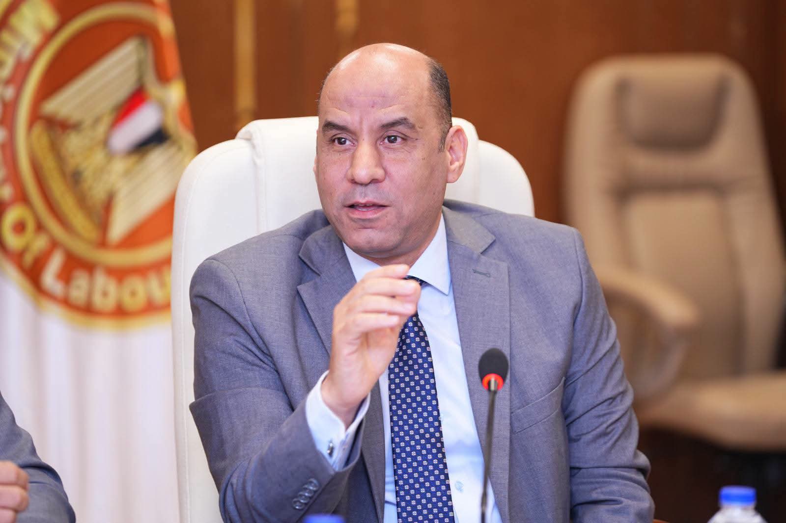 وزير العمل لشباب 11 محافظة: 2539 فرصة عمل جديدة تنتظركم في 33 شركة بالقطاع الخاص