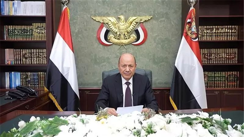 رئيس مجلس القيادة اليمني يشيد بموقف مصر إلى جانب السعودية وأمن واستقرار اليمن والمنطقة