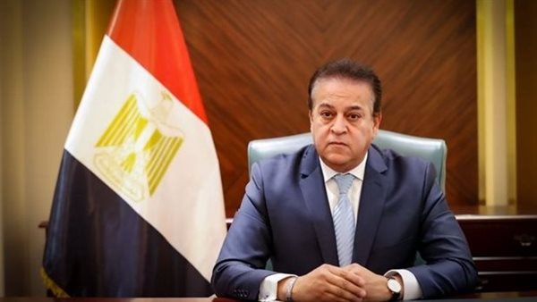 وزير الصحة يتابع تقديم الخدمات الإسعافية والطبية لمصابي حادث تصادم أتوبيس وسيارة نقل على طريق أسيوط الغربي