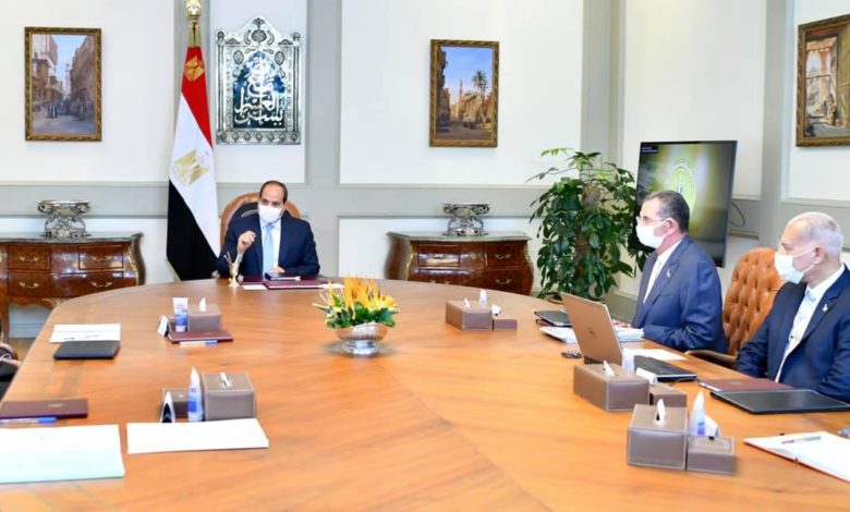 الرئيس السيسي يتابع نشاط صندوق تكريم الشهداء