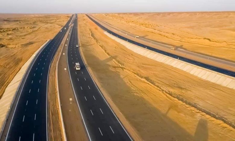 تطوير طريق الصعيد الصحراوي