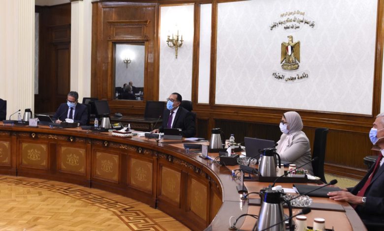 اجتماع وزيرة الصحة مع رئيس الوزراء