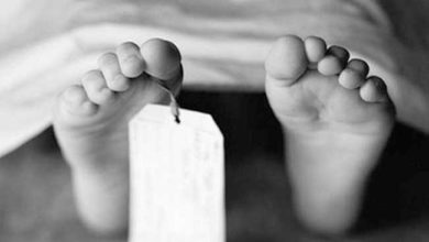 الوجه مشوه ولابسين نفس الخاتم..مشاجرة على أموات ببور سعيد بعد تبديل الجثث بالمستشفى