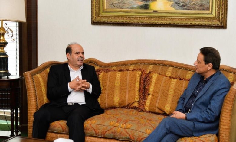 رئيس الأعلى للإعلام يستقبل وفد "الصحفيين الفلسطينيين" لـ مناقشة تطوير العلاقات الإعلامية