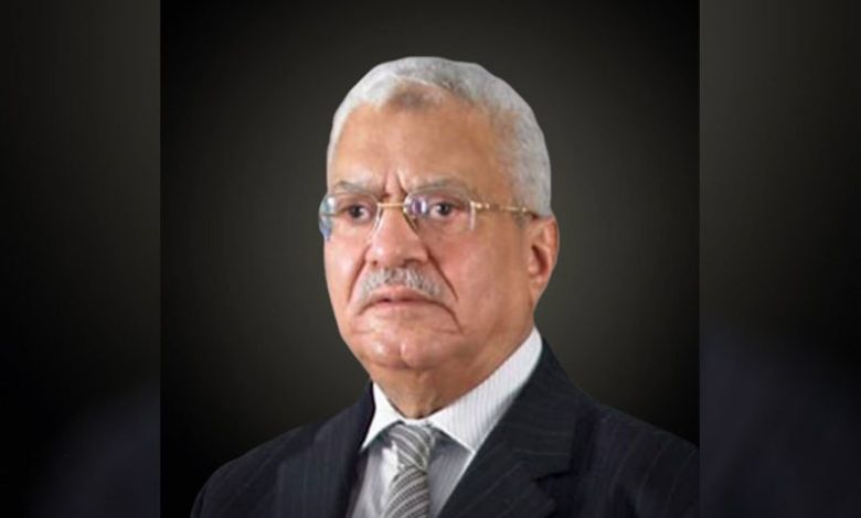 وصول جثمان "محمود العربي" إلى مسجده بمسقط رأسة لـ صلاة الجنازة