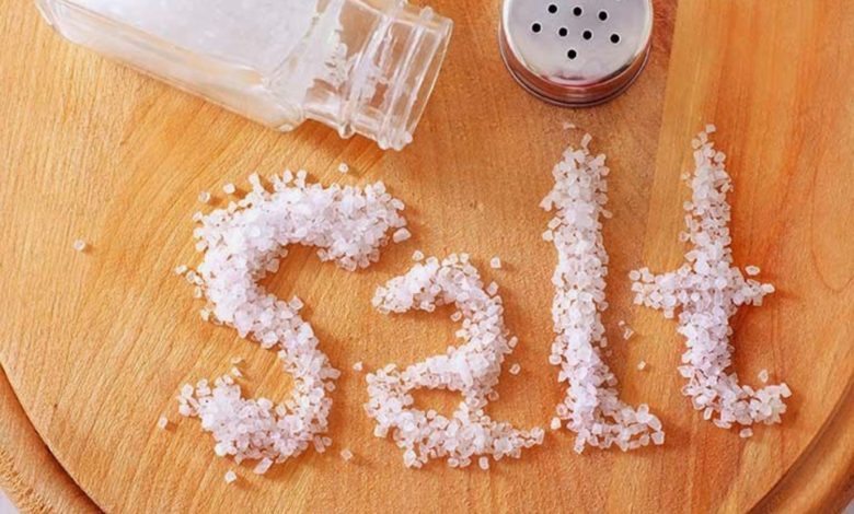بتحب الأطعمة المالحة.. تعالي أقولك على 7 مشاكل صحية هتواجها