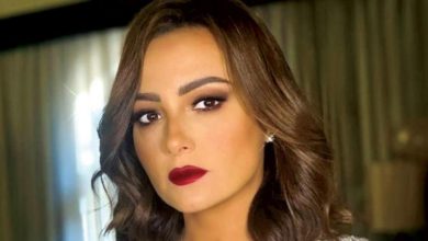 بشرى تخطف الأنظار على الريد كاربت