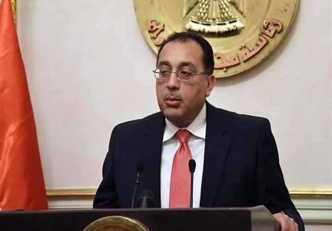 مدبولي.. يتفقد مشروع تطوير "سور مجرى العيون" بـ مصر القديمة