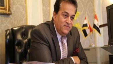 وزير التعليم العالى يتلقى تقريراً حول فوز مدينة دمياط بجائزة اليونسكو لمدن التعلم لعام 2021