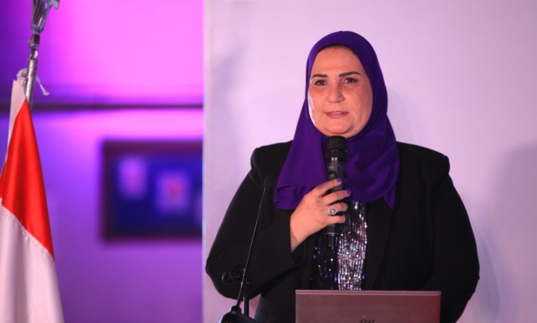 بالصور.. القباج تشهد تدشين جمعية "طيبة لتنمية المجتمع" لـ خريجات مدرسة الراهبات الفرنسسكانيات