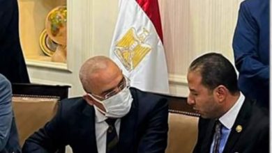 عمار يبحث مع وزير الإسكان مشكلات مشاريع إسكان بورسعيد