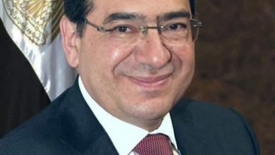 الملا: تنفيذ مشروعات على أكثر من محور لـ توصيل الغاز للمنازل بكافة قرى مصر