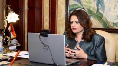 وزيرة الهجرة