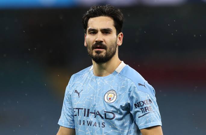 تفاصيل عقد إيلكاي جوندوجان مع برشلونة