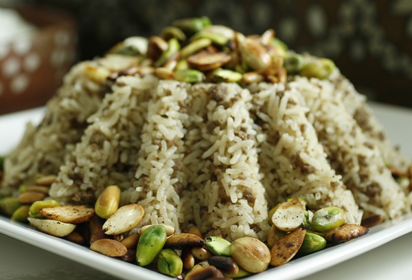 الأرز البسمتي بالمكسرات