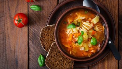 شوربة المكرونة باللحم