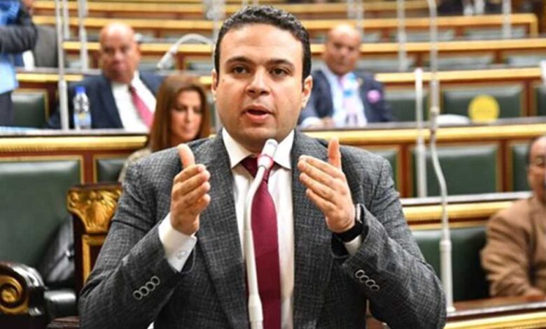 النائب عبد المنعم إمام