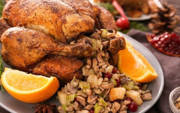 ديك رومي محشي بالفريك
