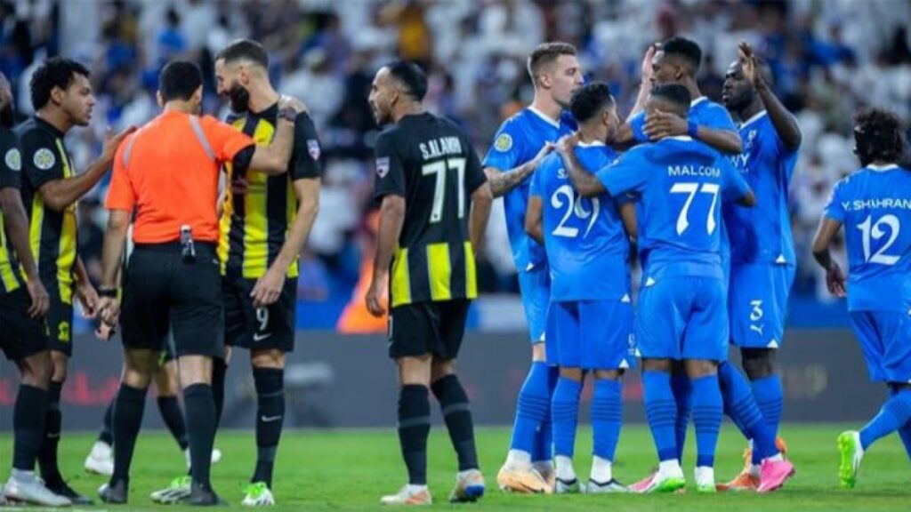 الهلال السعودي يضرب موعد في نصف نهائي