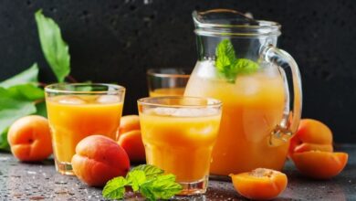 عصير الخوخ المثلج