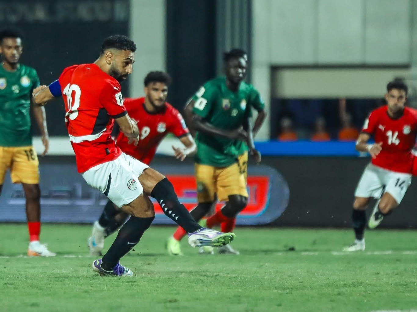 تفاعل واسع على تويتر قبل مواجهة مصر وبوركينا فاسو