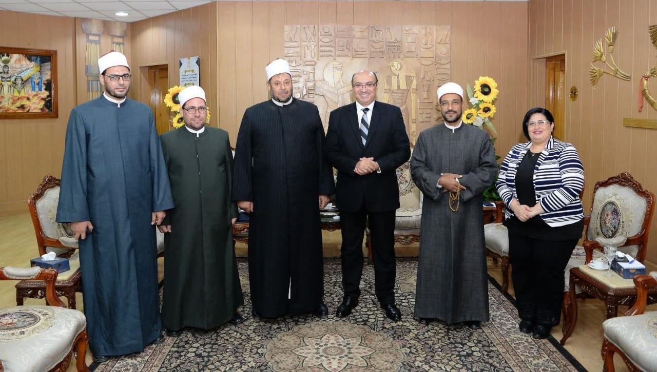 ندوات حول تجديد الخطاب الديني وبناء وعي الشباب بجامعة المنصورة