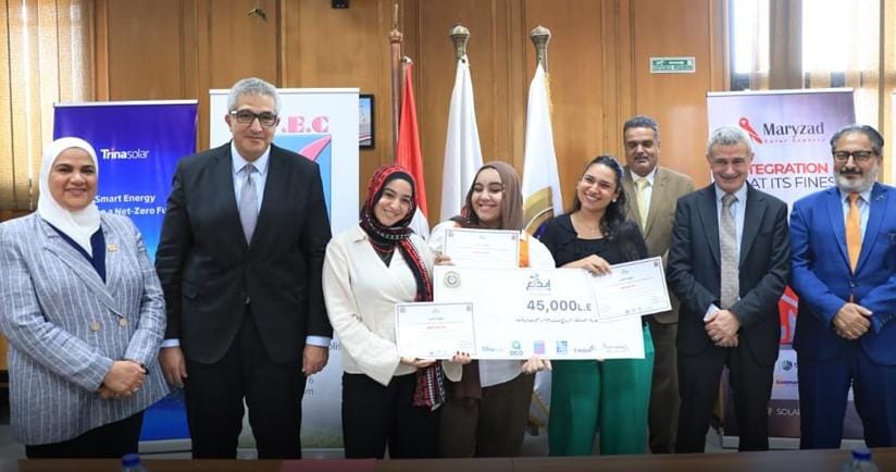 الأعلى للجامعات يكرم الطلاب الفائزين في مسابقة "إبداع مستدام"