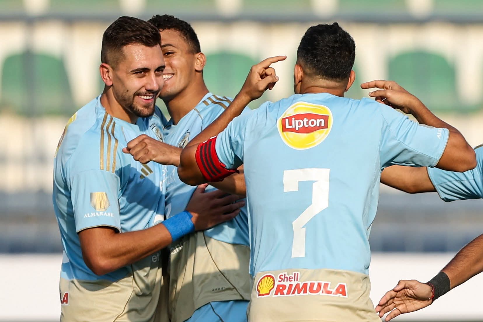 الإصابة تضرب لاعب الأهلي قبل ساعات من موقعة الزمالك