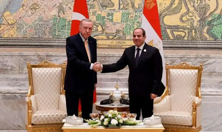 الرئيس السيسي وأردوغان يؤكدان ضرورة إنهاء الكارثة الإنسانية في غزة