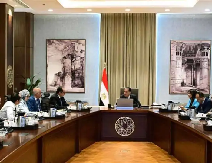 الحكومة تناقش تحويل مباني "عمر أفندي" إلى فنادق سياحية