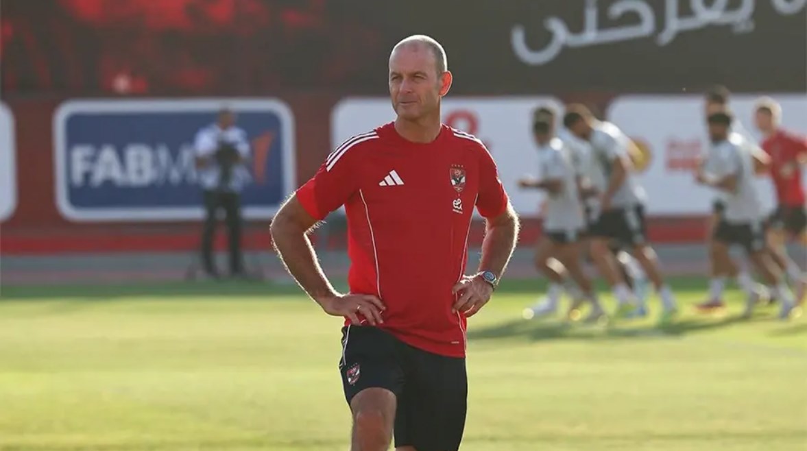 مدافع زد مطلوب في الأهلي خلال انتقالات الشتاء