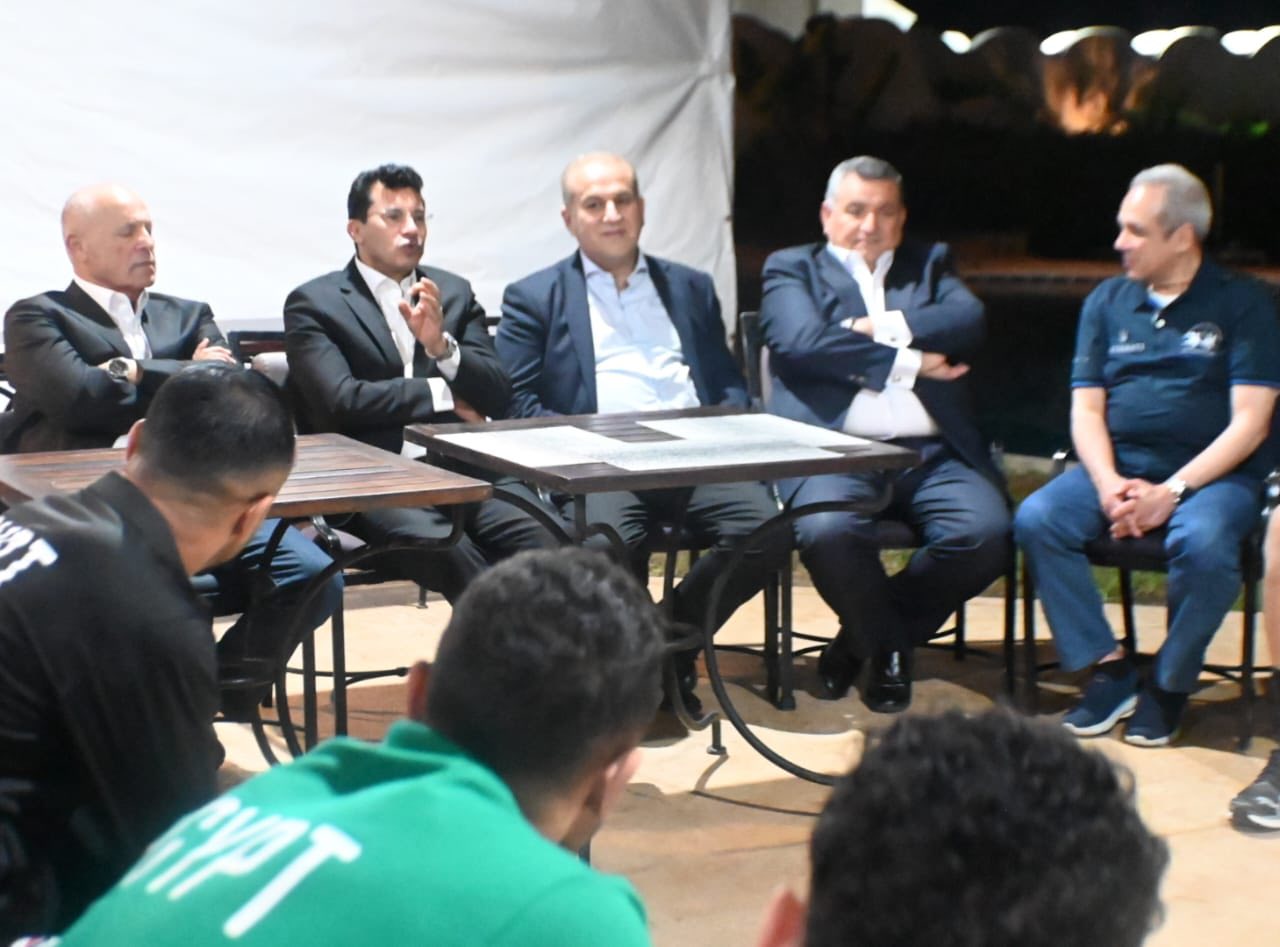 صبحي وأبوريدة يرفعان معنويات منتخب مصر قبل كأس العرب بالمغرب