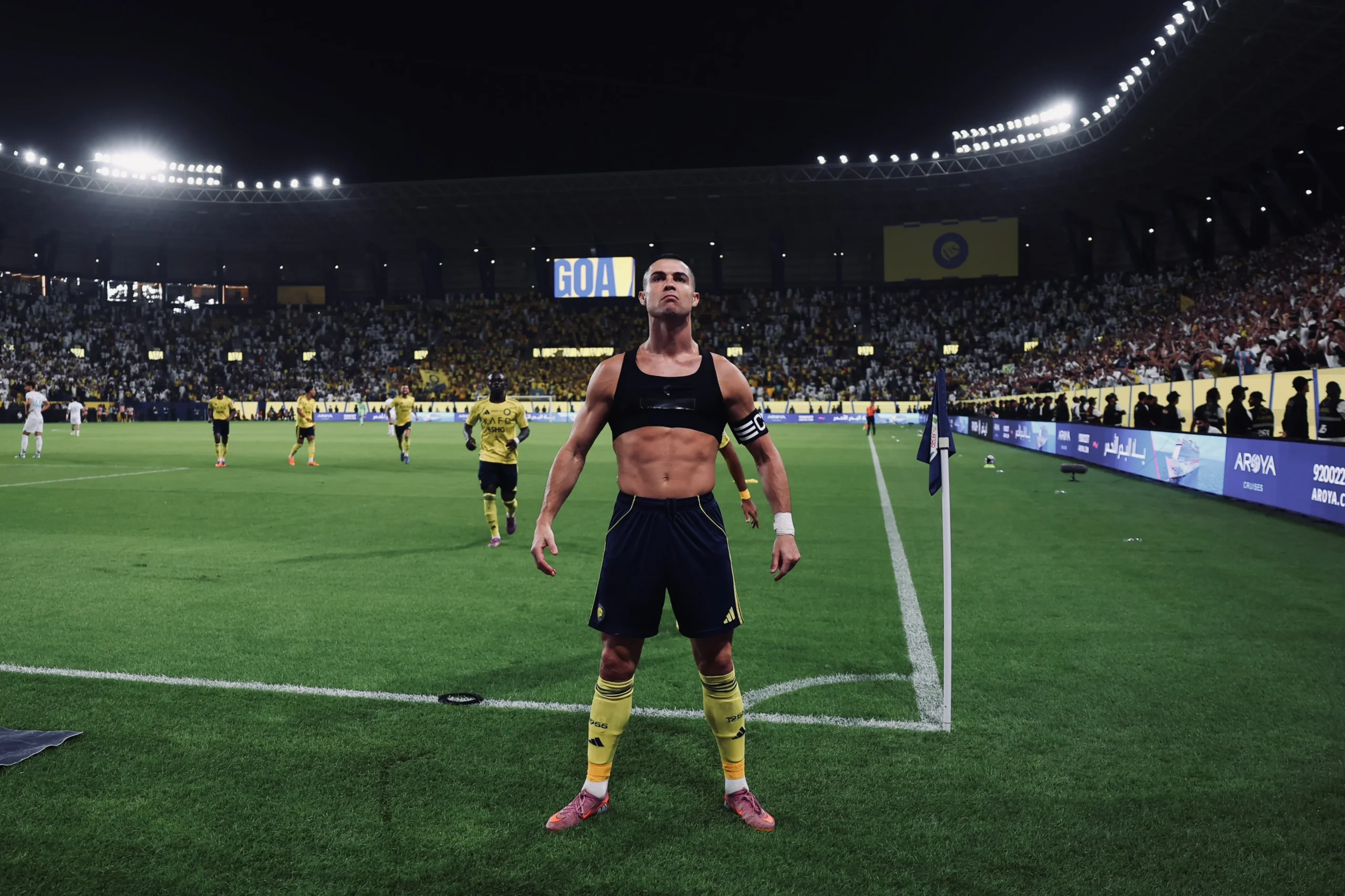 النصر يكتسح الفتح بخماسية ويواصل التحليق في صدارة دوري روشن
