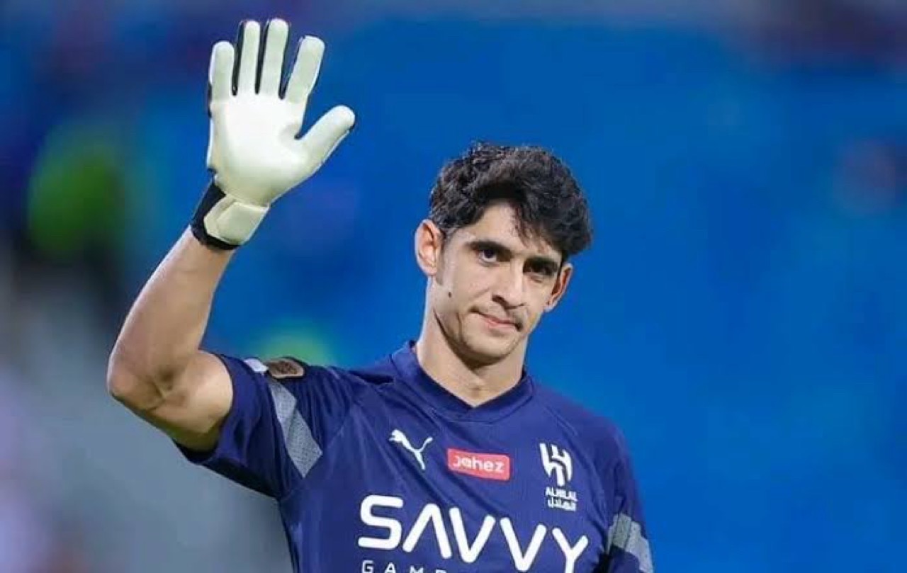 رسميًا.. الهلال يجدد عقد ياسين بونو حتى 2028