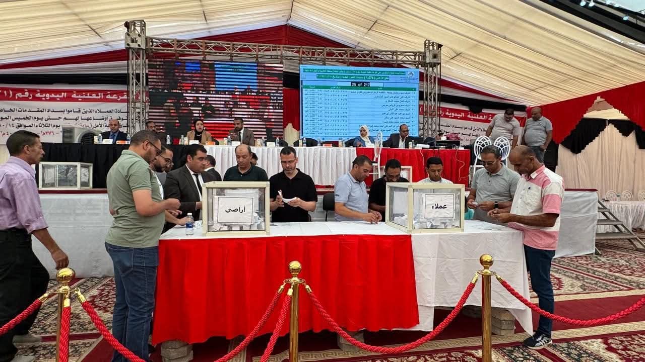 تخصيص 1008 قطع أراضٍ تم تقنين أوضاعها للمواطنين بمدينة العبور الجديدة