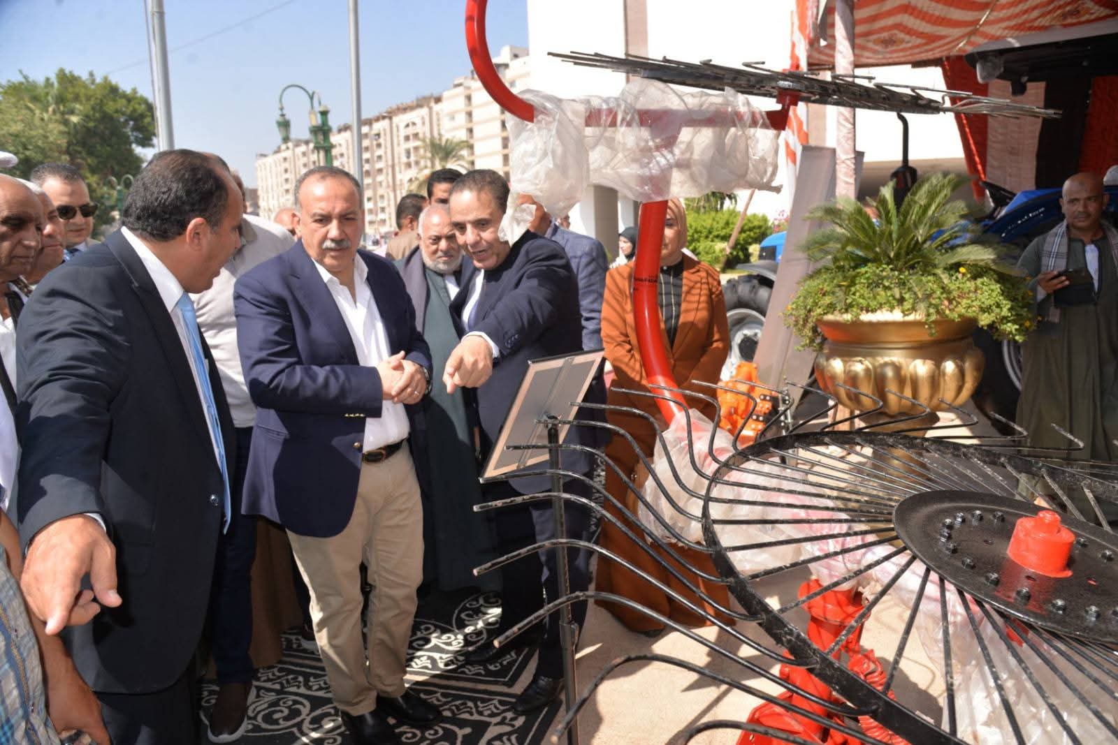محافظ أسيوط يفتتح المعرض الزراعي الشامل