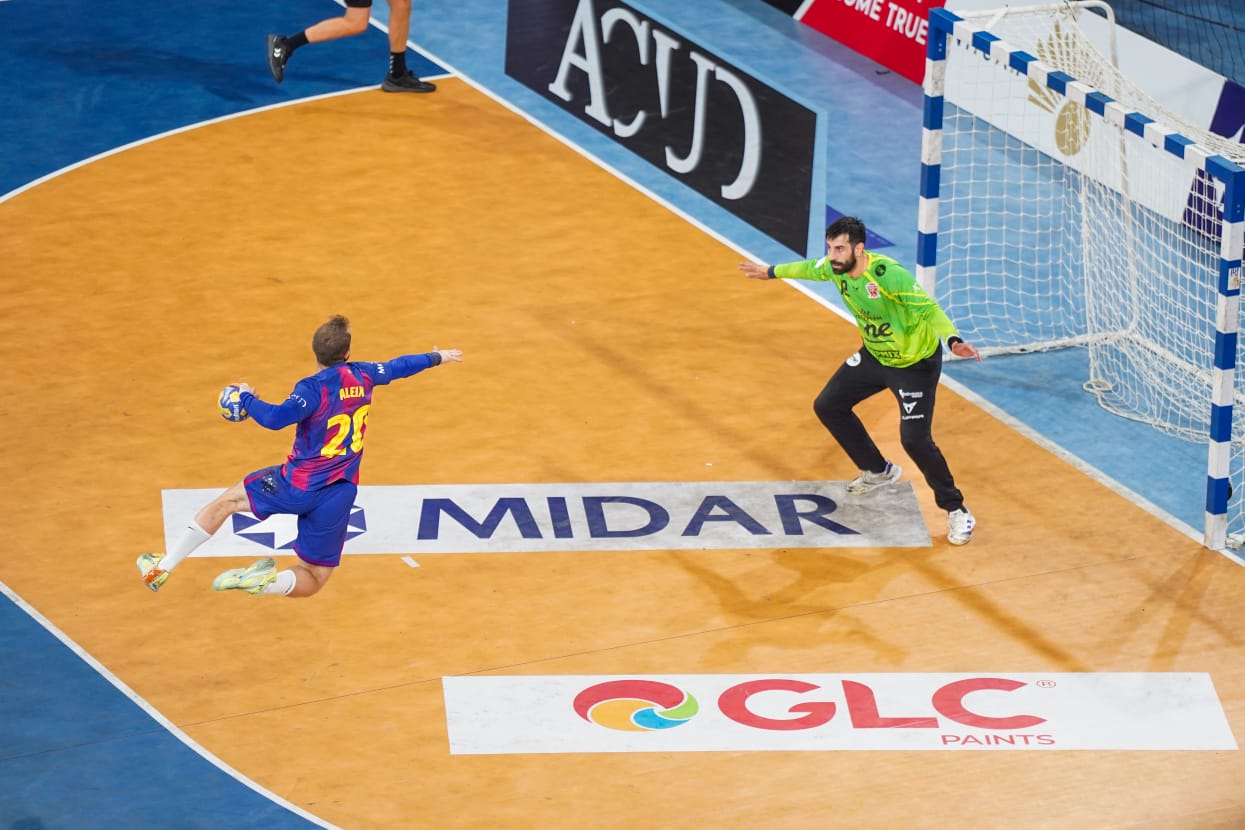تتويج برشلونة ببطولة العالم للأندية لليد بالفوز على فيزبريم