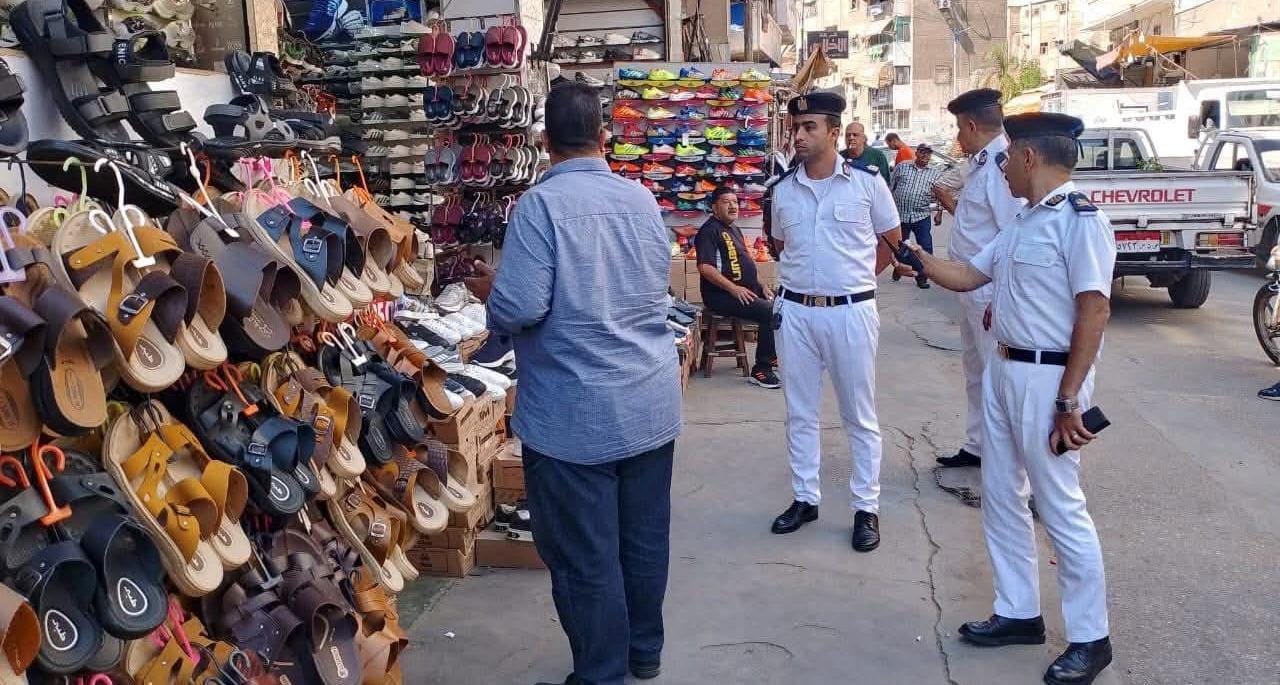 استمرار حملات إزالة الإشغالات والتعديات بشارع الحميدي ببورسعيد