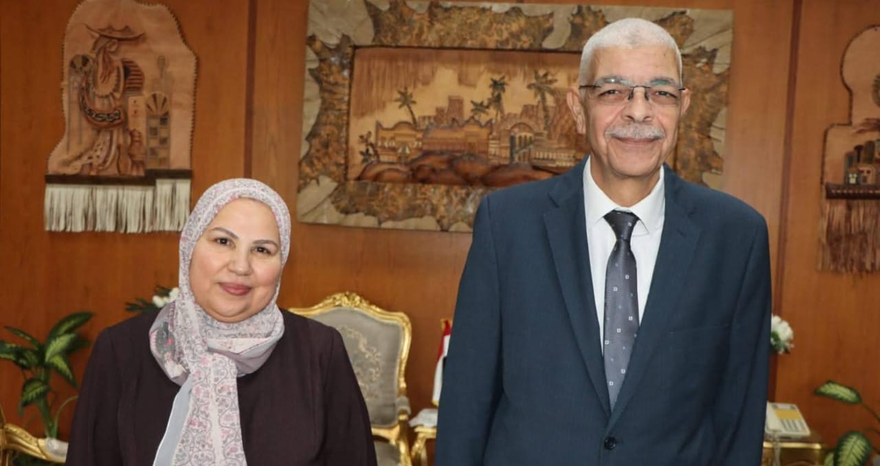 رئيس جامعة المنوفية يكلف الدكتورة منال سمحان قائماً بأعمال عميد كلية التربية