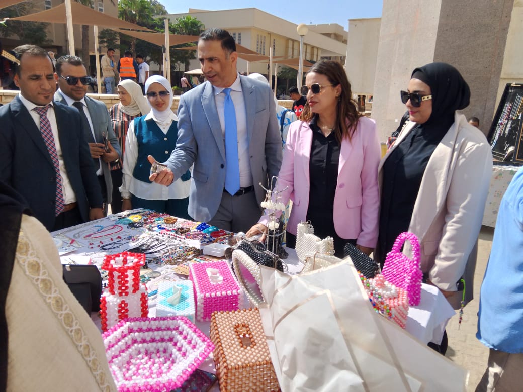 جامعة حلوان تنظم المعرض السادس للأسر المنتجة ومنتجات الطلاب