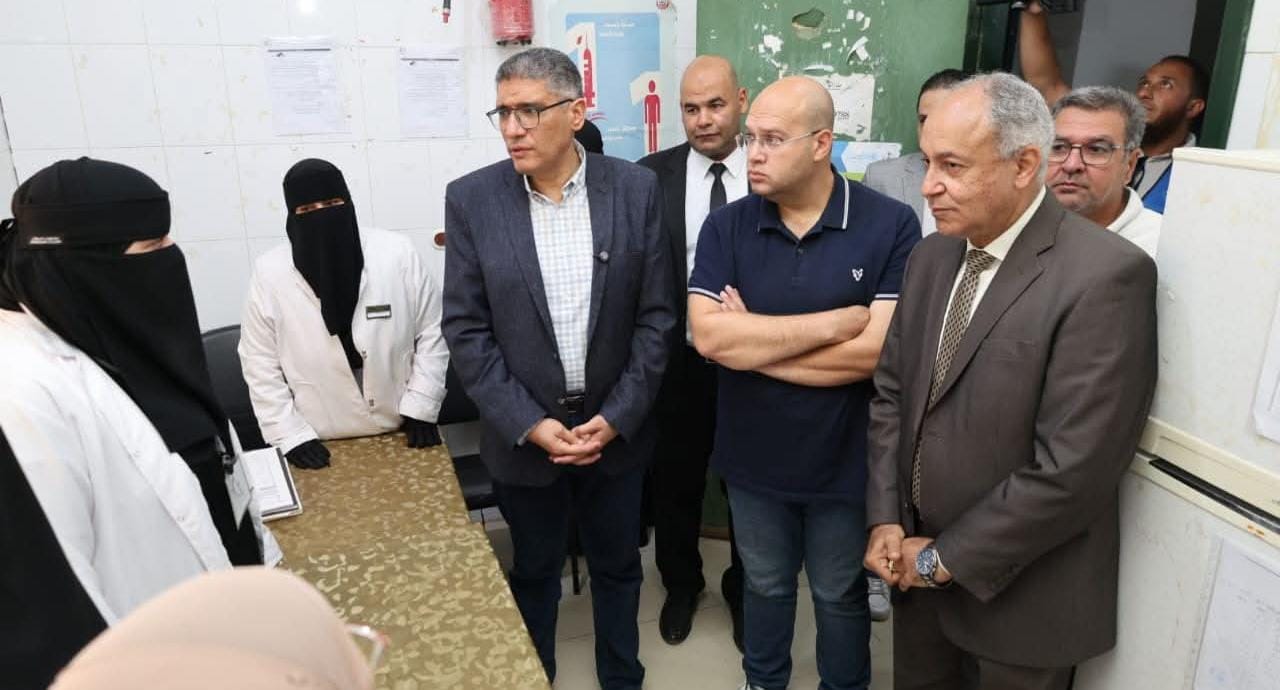 محافظ الجيزة يتفقد مستشفى الواحات البحرية