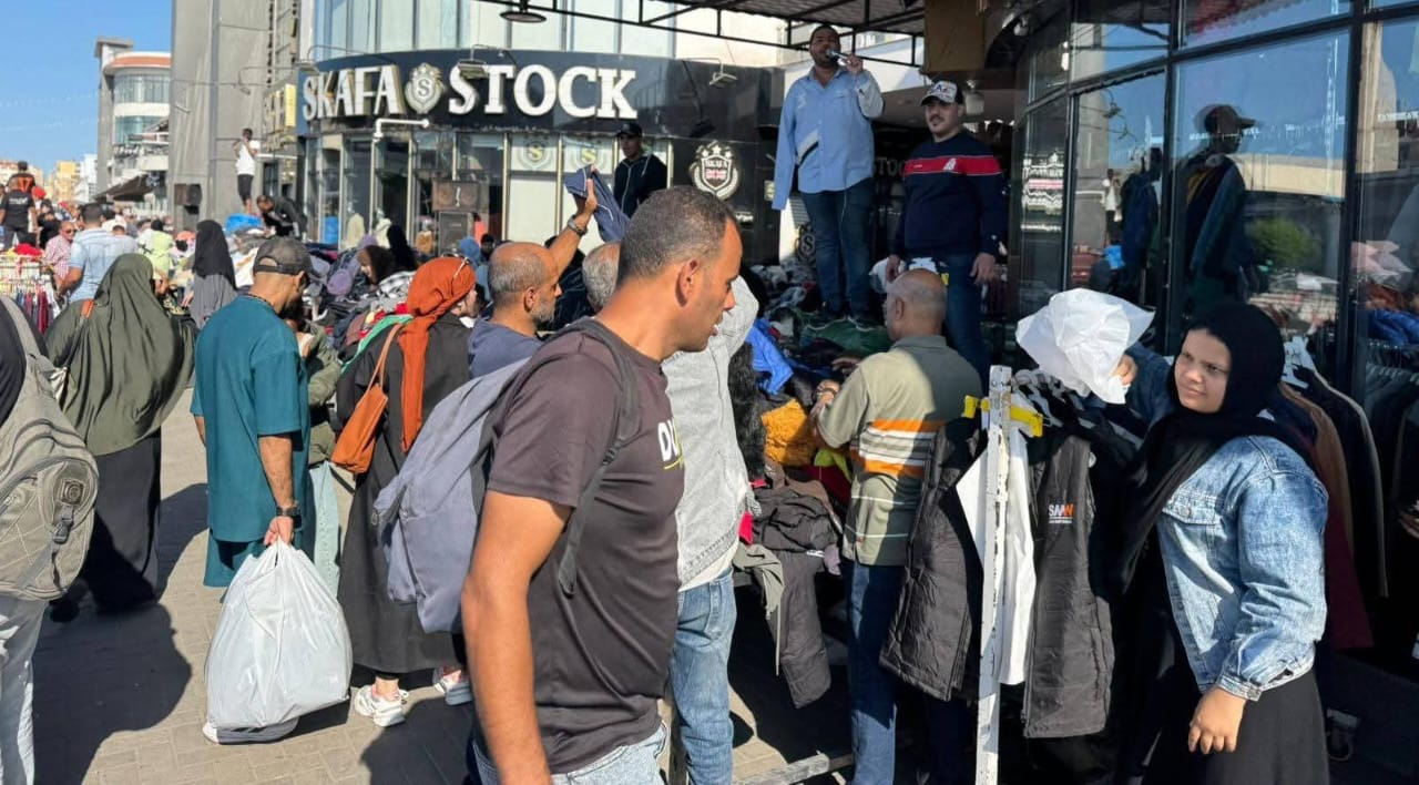 إقبال كبير على الأسواق والمزارات السياحية ببورسعيد