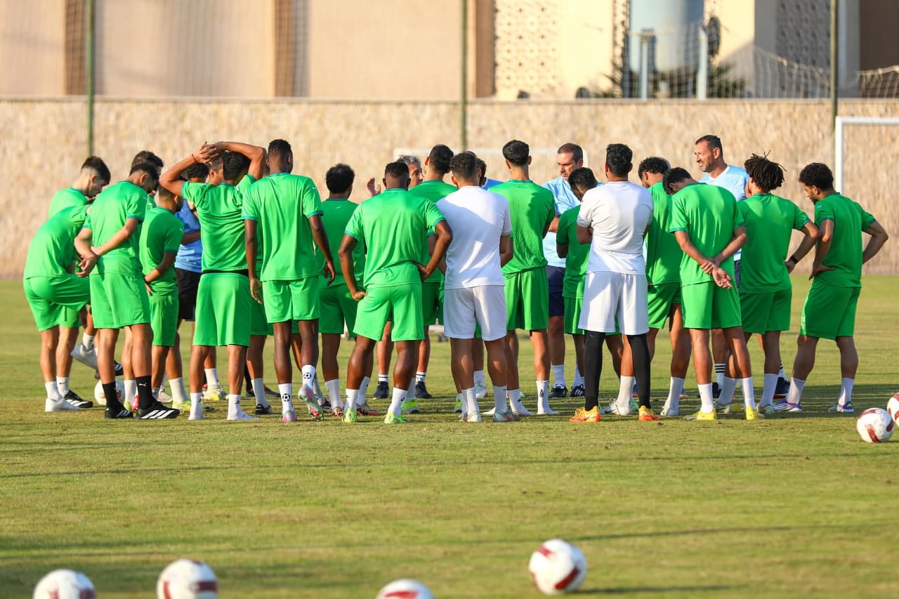 المصري يدخل معسكراً بالسويس استعداداً لمباراتي سموحة والاتحاد الليبي