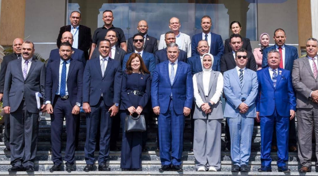 محافظ الإسكندرية يلتقي أعضاء مجلس الشيوخ.. تفاصيل