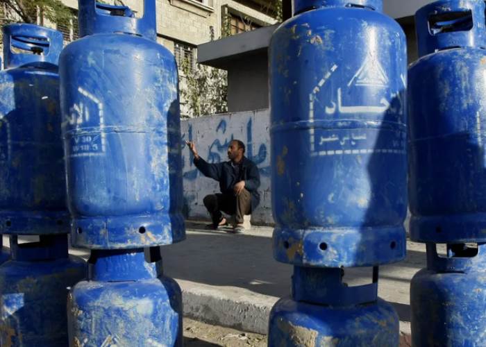 السيسي: مصر بتدعم أنابيب الغاز بـ300 مليار جنيه سنويا
