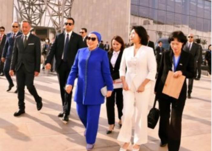 انتصار السيسي: شعرت بالفخر حينما استقبلت سيدة كوريا الجنوبية بالمتحف المصري