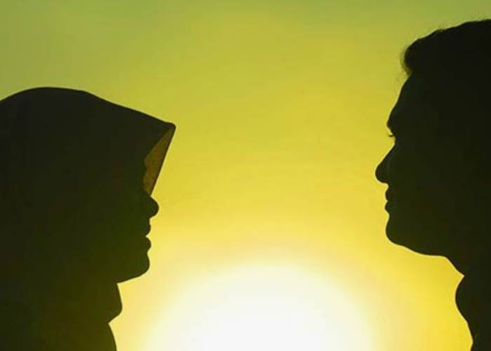 ابتزاز أو تهديد الزوجين عبر الصور والفيديوهات..الأزهر يوضح الحكم الشرعي